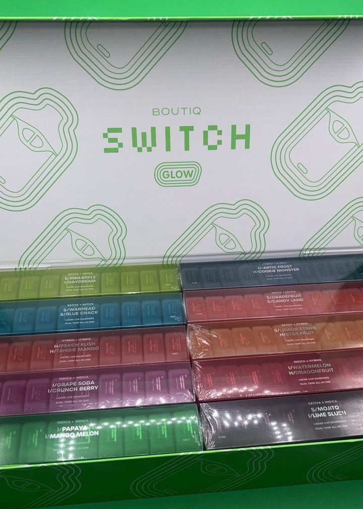 V4 BOUTIQ SWITCH GLOW 2G DISPOSABLE – LIQUID LIVE DIAMONDS - Image 2